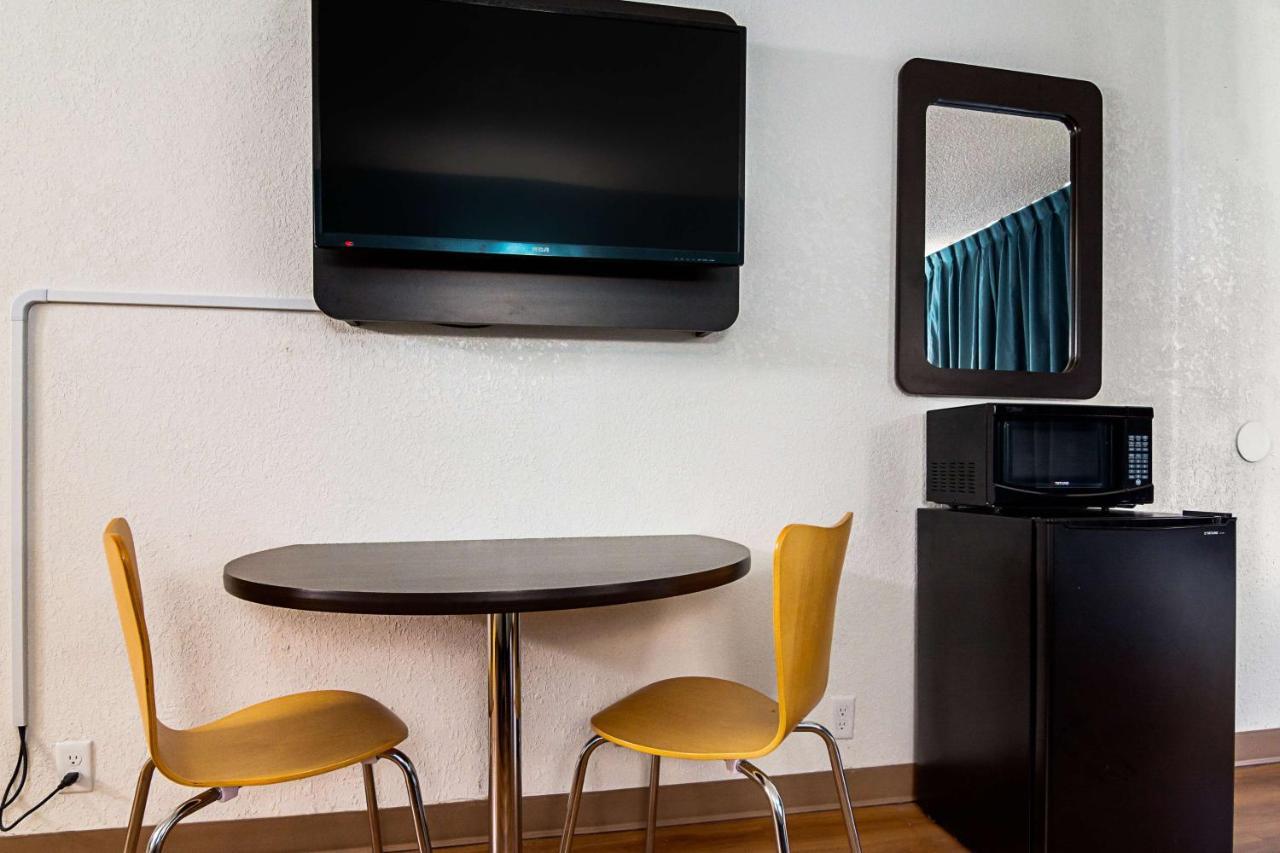 Econo Lodge Asheboro Kültér fotó