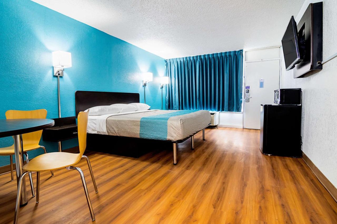 Econo Lodge Asheboro Kültér fotó
